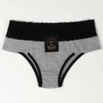 calcinha vitoria tradicional cotton com renda preta